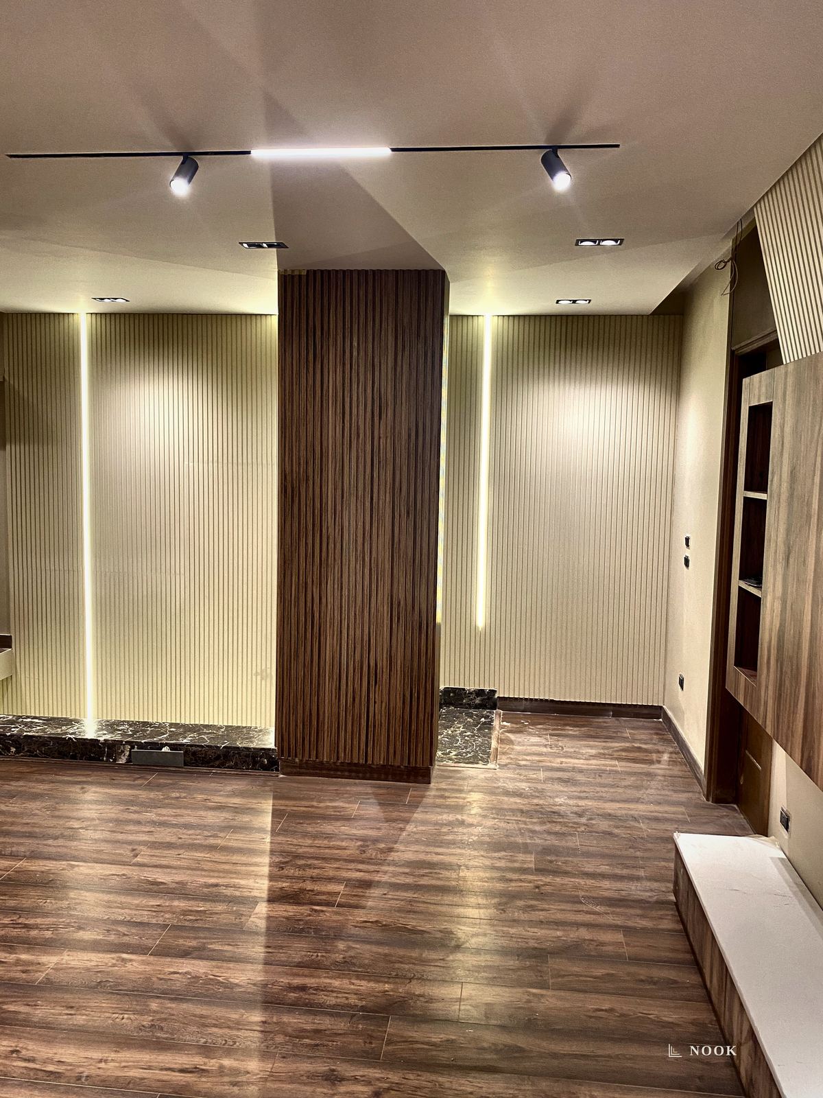 Mountain View Hyde Park iVilla — Nook finishing project